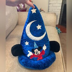Walt disney world blue wizards hat with Mickey Mouse